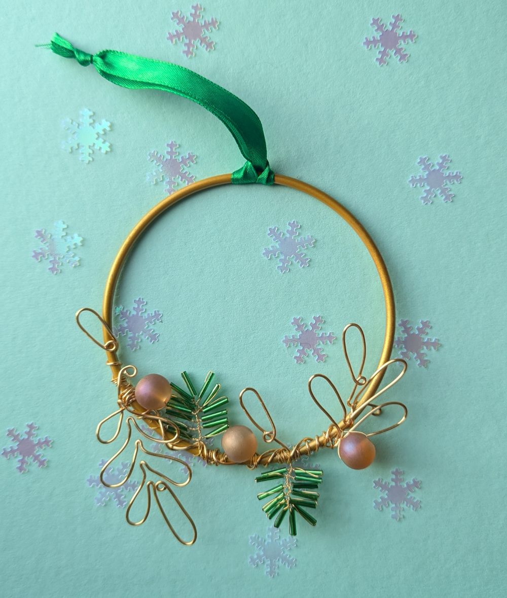 Festive Foliage Mini Wire Wreath Workshop